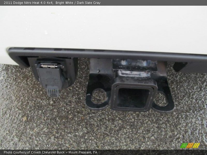 Bright White / Dark Slate Gray 2011 Dodge Nitro Heat 4.0 4x4