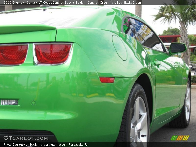 Synergy Green Metallic / Black/Green 2010 Chevrolet Camaro LT Coupe Synergy Special Edition