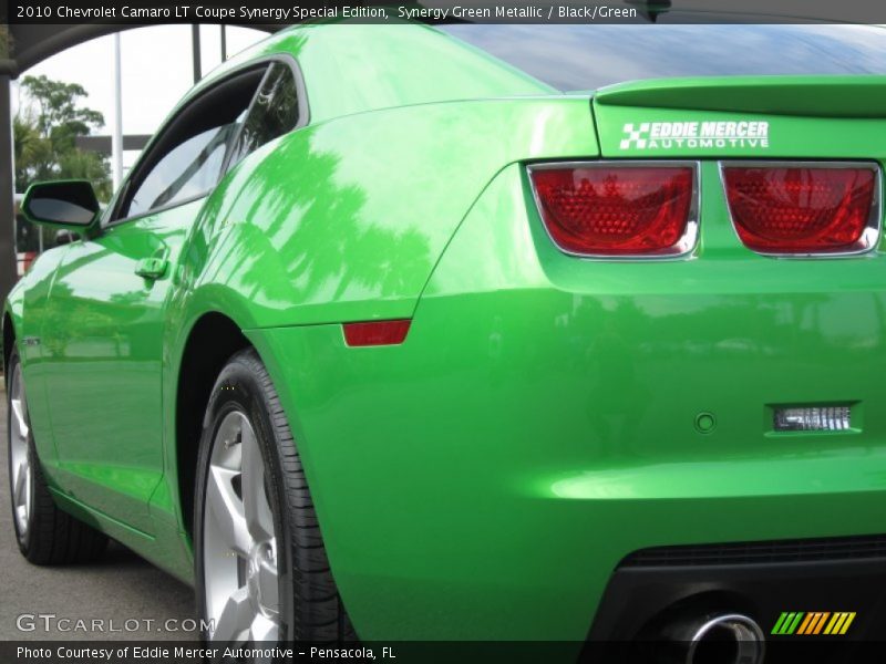 Synergy Green Metallic / Black/Green 2010 Chevrolet Camaro LT Coupe Synergy Special Edition