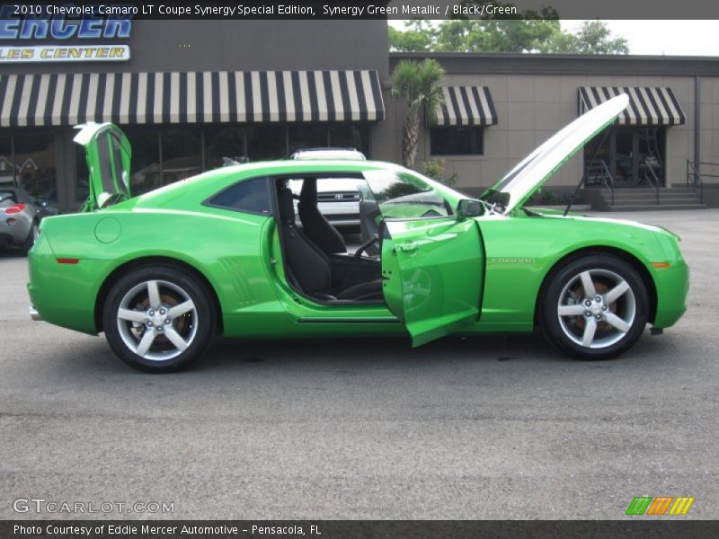 Synergy Green Metallic / Black/Green 2010 Chevrolet Camaro LT Coupe Synergy Special Edition