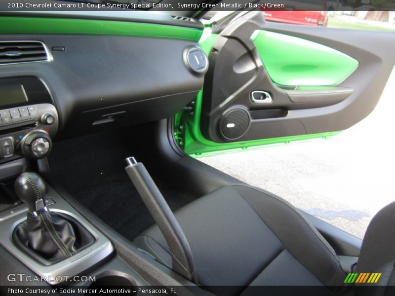 Synergy Green Metallic / Black/Green 2010 Chevrolet Camaro LT Coupe Synergy Special Edition