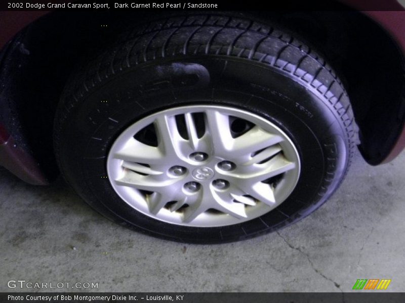 Dark Garnet Red Pearl / Sandstone 2002 Dodge Grand Caravan Sport