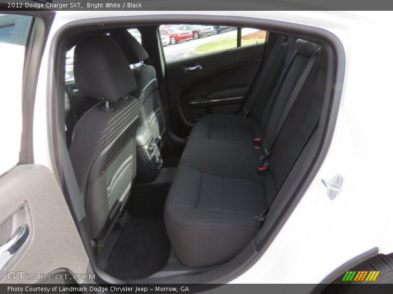 Bright White / Black 2012 Dodge Charger SXT