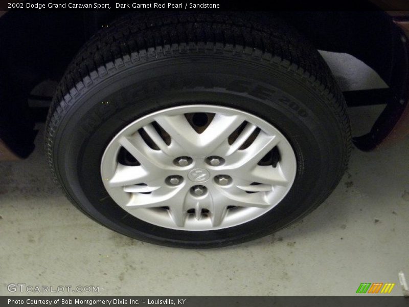Dark Garnet Red Pearl / Sandstone 2002 Dodge Grand Caravan Sport