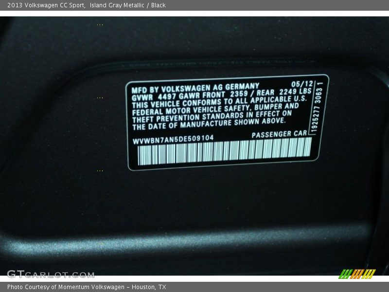Island Gray Metallic / Black 2013 Volkswagen CC Sport