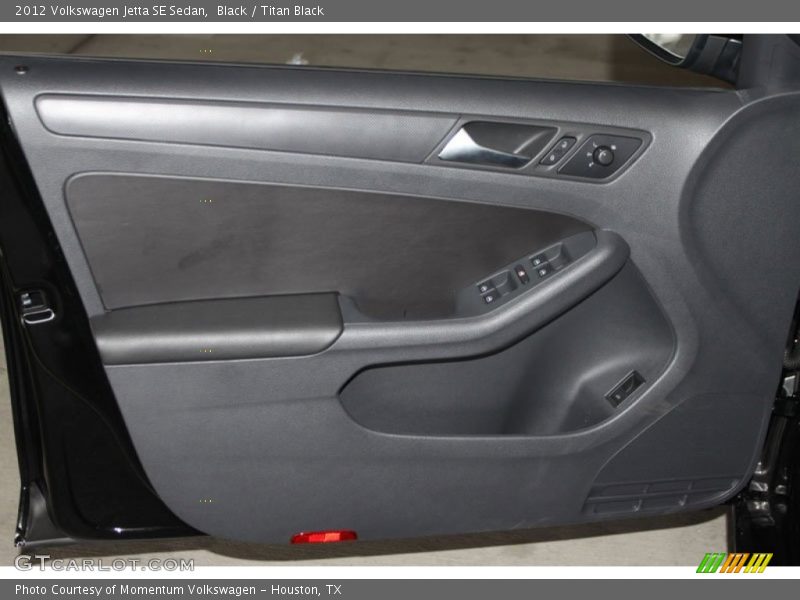 Black / Titan Black 2012 Volkswagen Jetta SE Sedan