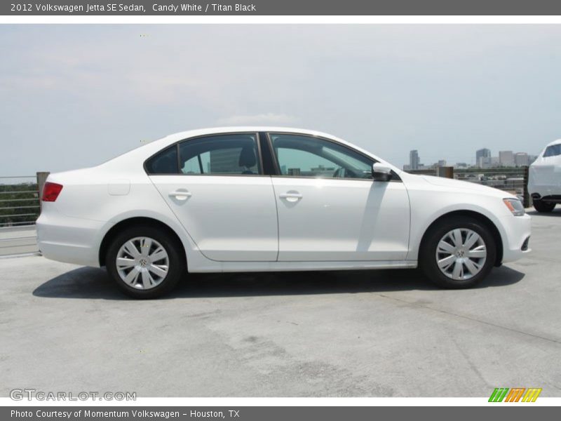 Candy White / Titan Black 2012 Volkswagen Jetta SE Sedan