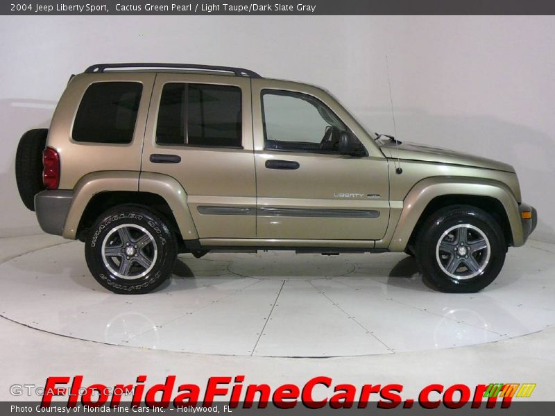 Cactus Green Pearl / Light Taupe/Dark Slate Gray 2004 Jeep Liberty Sport