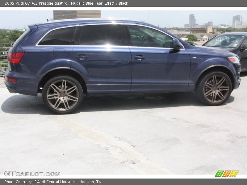 Mugello Blue Pearl Effect / Black 2009 Audi Q7 4.2 Prestige quattro