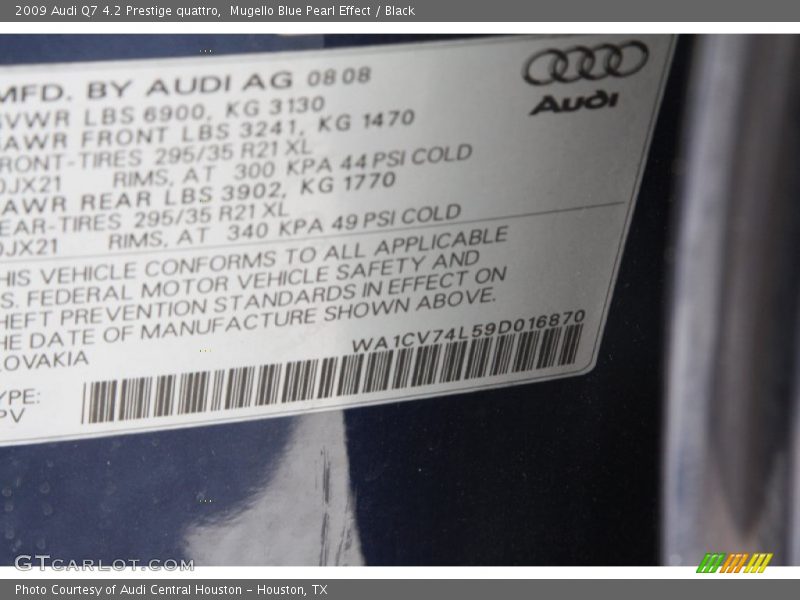 Mugello Blue Pearl Effect / Black 2009 Audi Q7 4.2 Prestige quattro