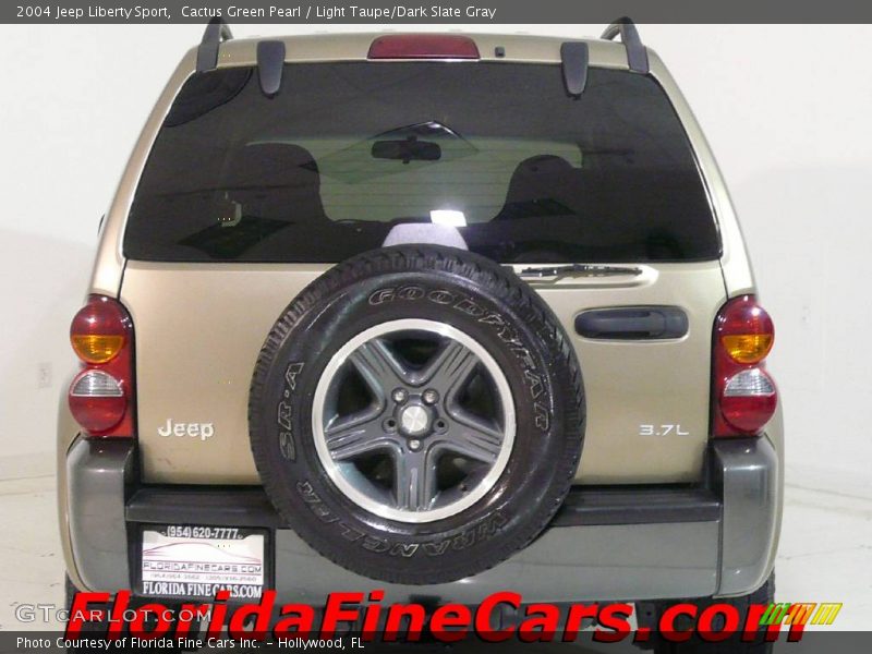 Cactus Green Pearl / Light Taupe/Dark Slate Gray 2004 Jeep Liberty Sport