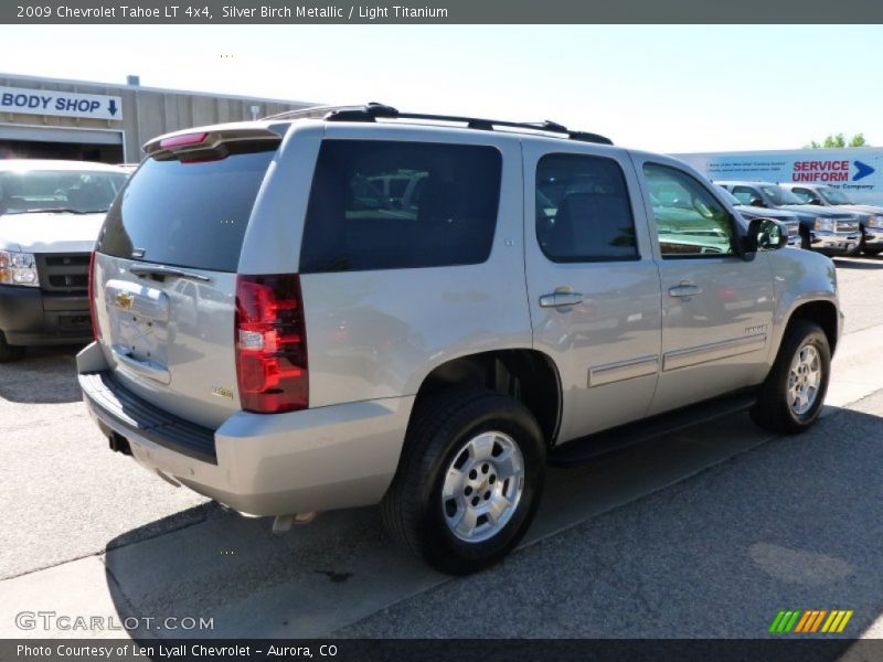 Silver Birch Metallic / Light Titanium 2009 Chevrolet Tahoe LT 4x4