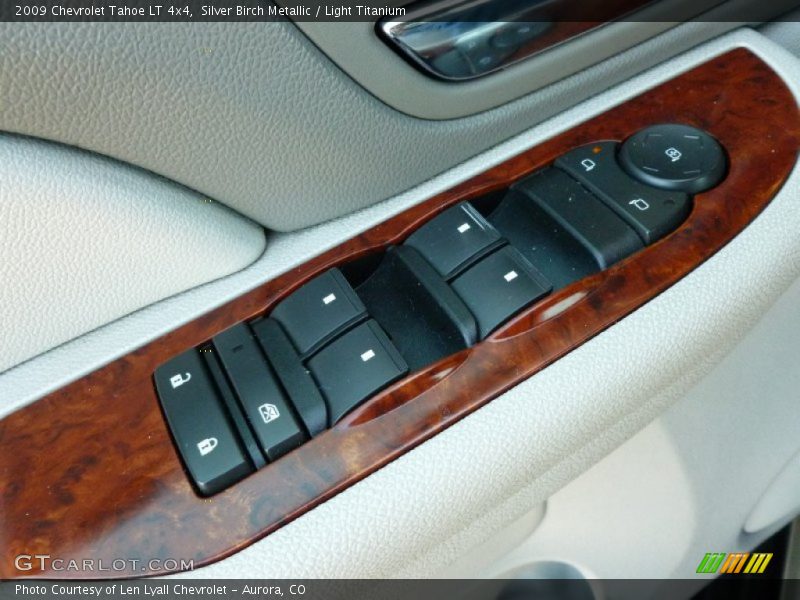 Silver Birch Metallic / Light Titanium 2009 Chevrolet Tahoe LT 4x4