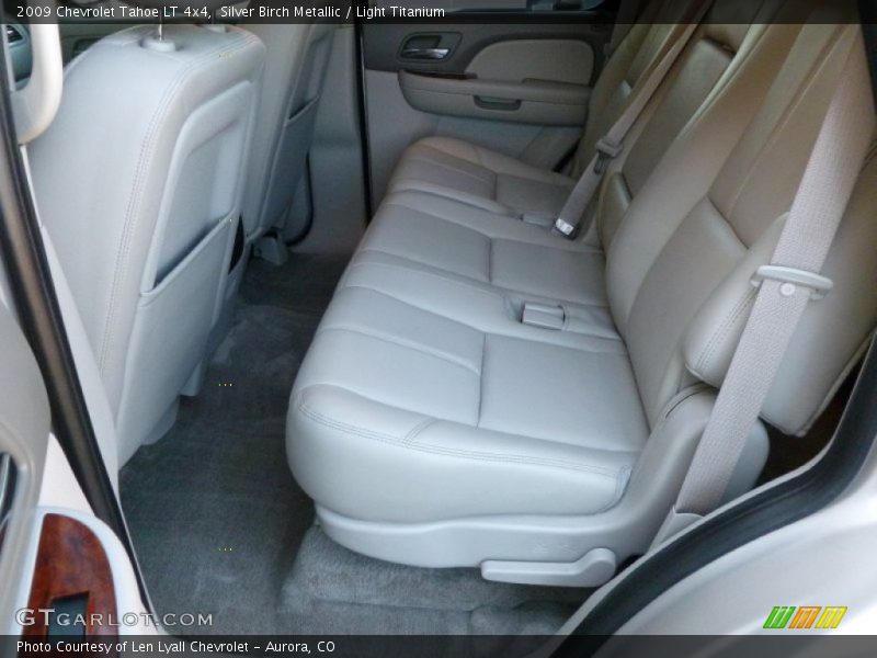 Silver Birch Metallic / Light Titanium 2009 Chevrolet Tahoe LT 4x4