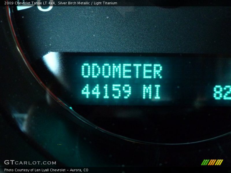 Silver Birch Metallic / Light Titanium 2009 Chevrolet Tahoe LT 4x4