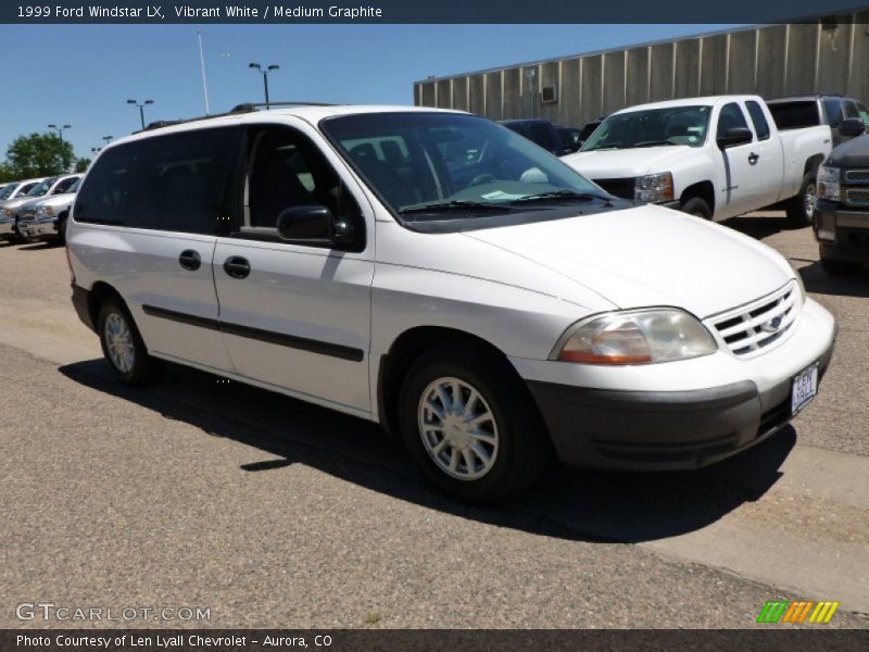 Vibrant White / Medium Graphite 1999 Ford Windstar LX