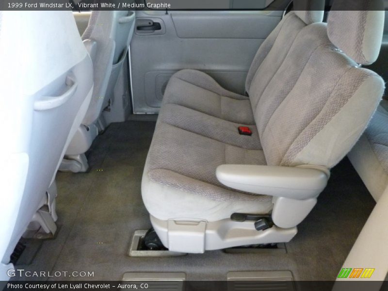 Vibrant White / Medium Graphite 1999 Ford Windstar LX