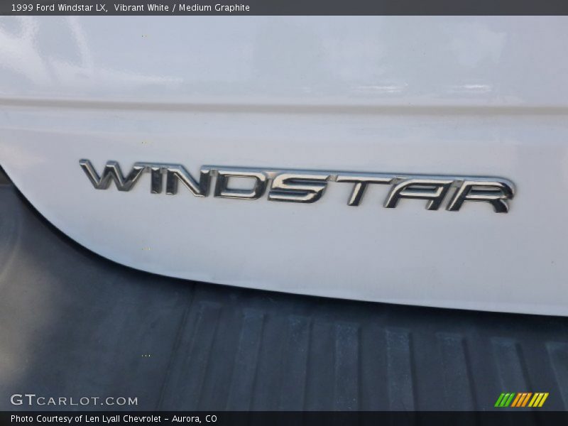 Vibrant White / Medium Graphite 1999 Ford Windstar LX