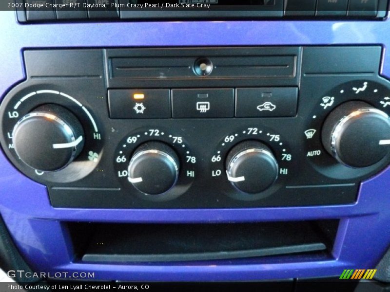 Controls of 2007 Charger R/T Daytona