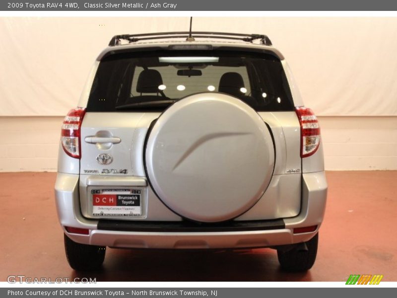 Classic Silver Metallic / Ash Gray 2009 Toyota RAV4 4WD