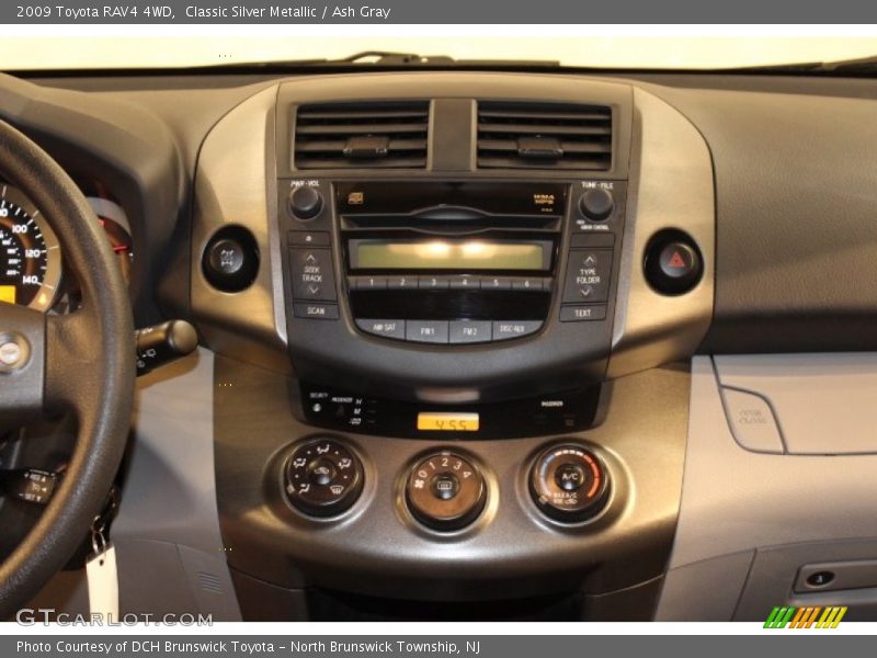 Controls of 2009 RAV4 4WD