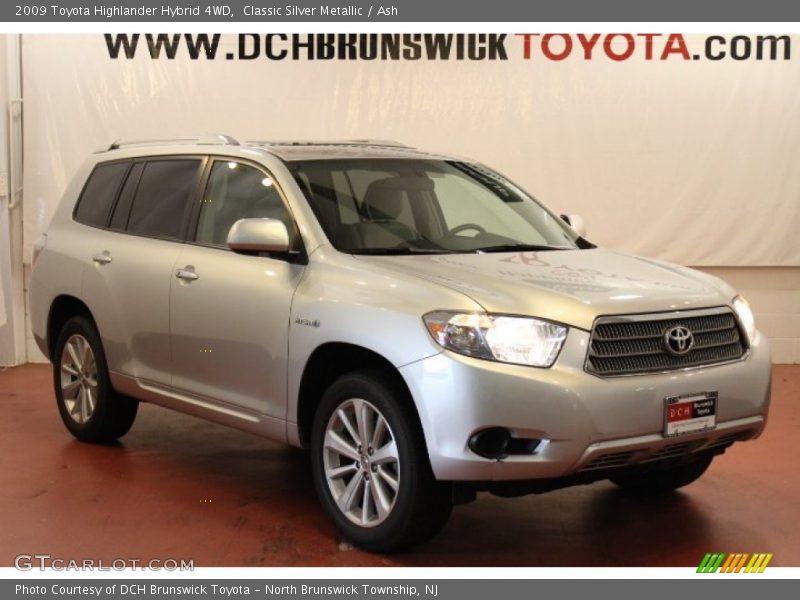 Classic Silver Metallic / Ash 2009 Toyota Highlander Hybrid 4WD