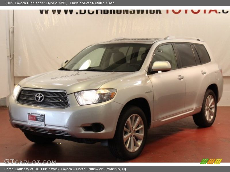 Classic Silver Metallic / Ash 2009 Toyota Highlander Hybrid 4WD