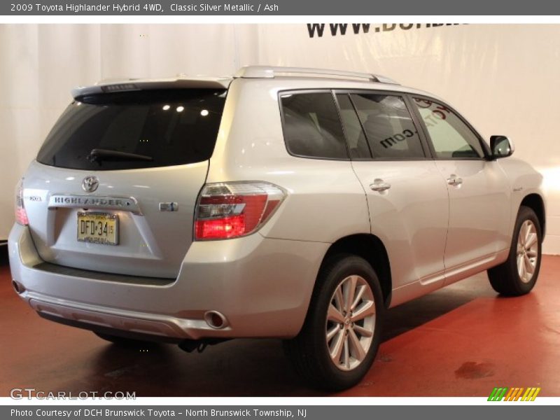 Classic Silver Metallic / Ash 2009 Toyota Highlander Hybrid 4WD
