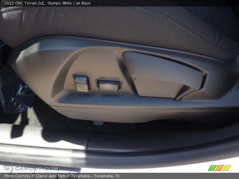 Olympic White / Jet Black 2012 GMC Terrain SLE