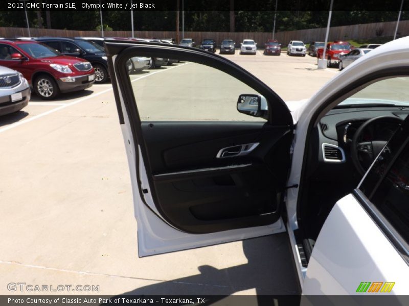 Olympic White / Jet Black 2012 GMC Terrain SLE