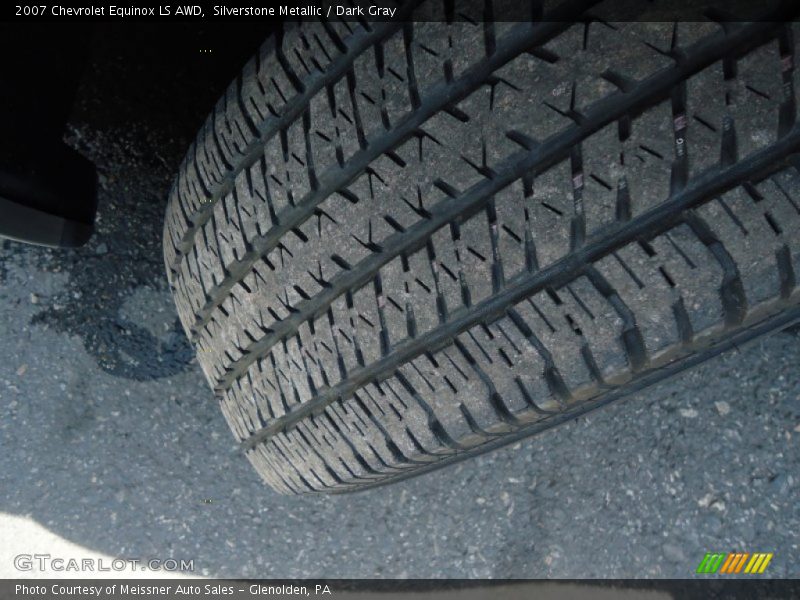 Silverstone Metallic / Dark Gray 2007 Chevrolet Equinox LS AWD