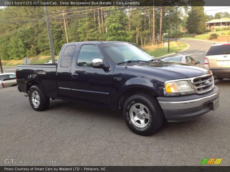 Front 3/4 View of 2001 F150 XLT SuperCab