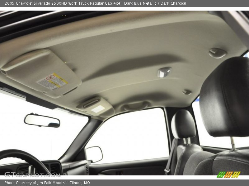 Dark Blue Metallic / Dark Charcoal 2005 Chevrolet Silverado 2500HD Work Truck Regular Cab 4x4