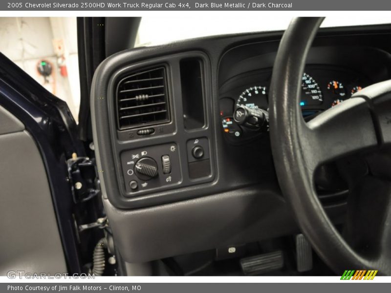 Dark Blue Metallic / Dark Charcoal 2005 Chevrolet Silverado 2500HD Work Truck Regular Cab 4x4