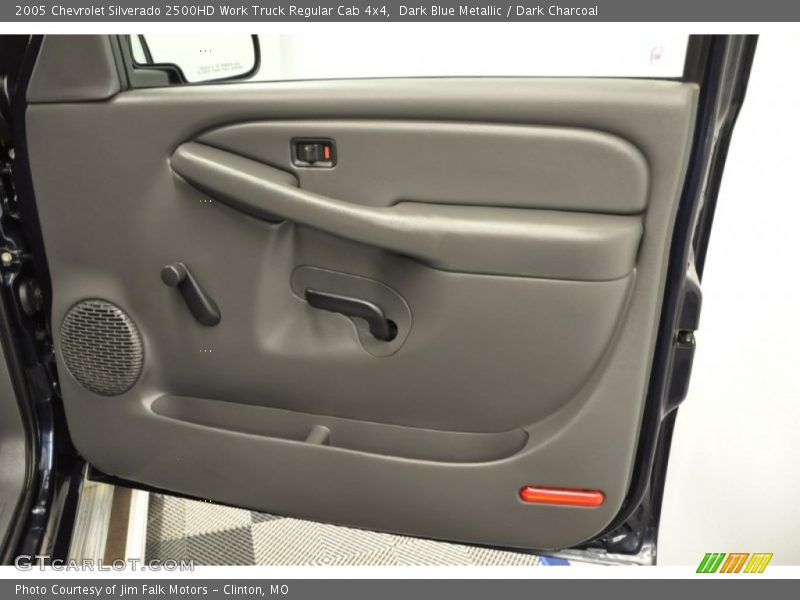 Dark Blue Metallic / Dark Charcoal 2005 Chevrolet Silverado 2500HD Work Truck Regular Cab 4x4