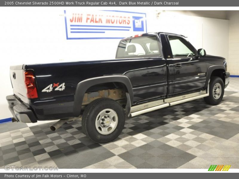 Dark Blue Metallic / Dark Charcoal 2005 Chevrolet Silverado 2500HD Work Truck Regular Cab 4x4