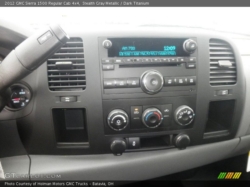 Controls of 2012 Sierra 1500 Regular Cab 4x4