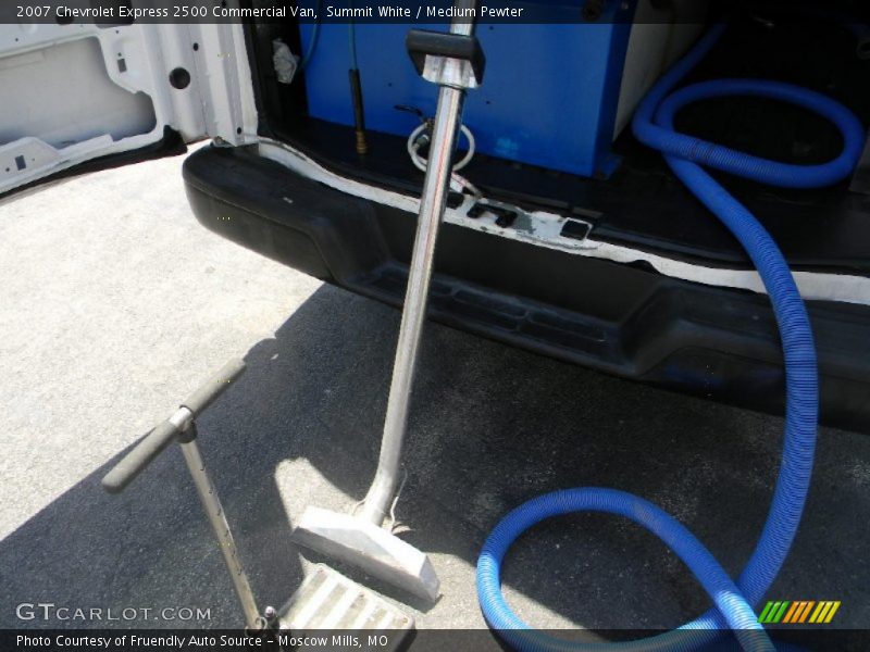 Summit White / Medium Pewter 2007 Chevrolet Express 2500 Commercial Van