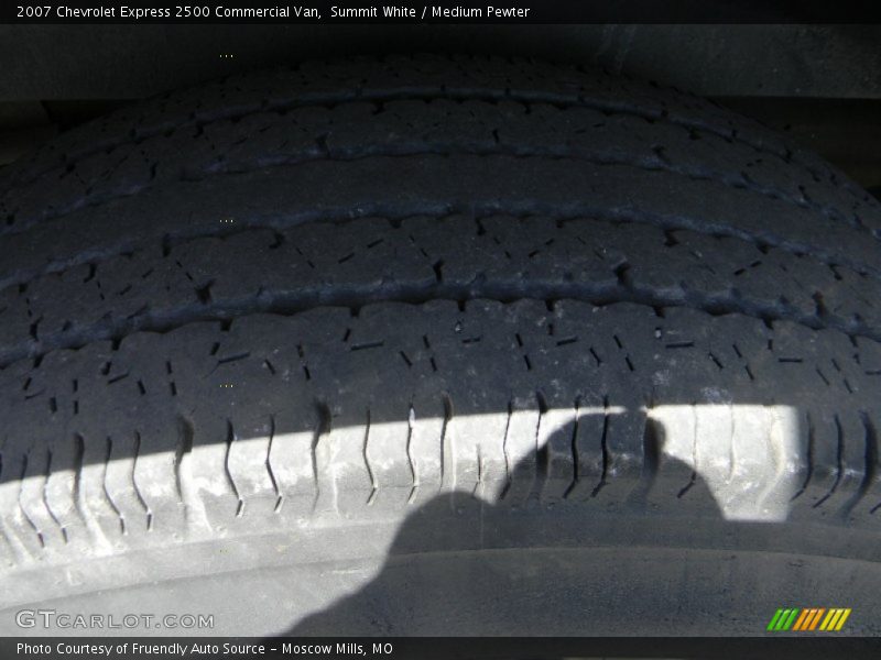 Summit White / Medium Pewter 2007 Chevrolet Express 2500 Commercial Van