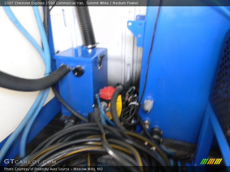 Summit White / Medium Pewter 2007 Chevrolet Express 2500 Commercial Van