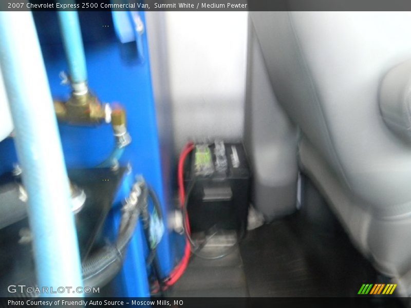 Summit White / Medium Pewter 2007 Chevrolet Express 2500 Commercial Van