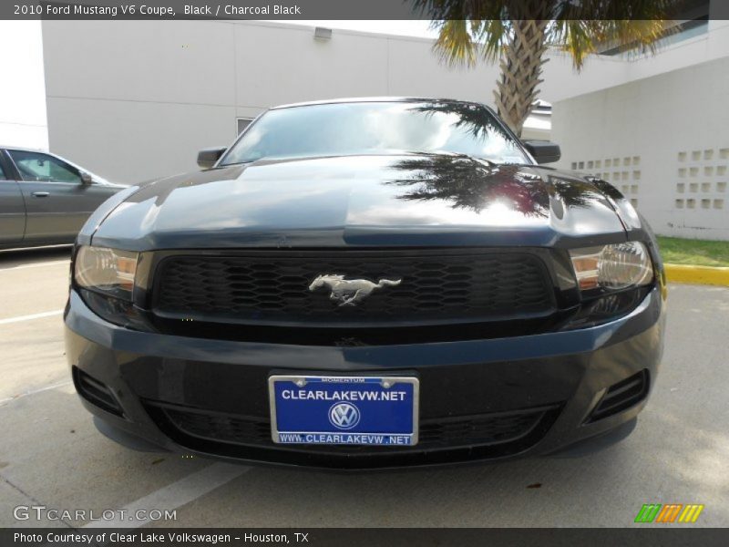Black / Charcoal Black 2010 Ford Mustang V6 Coupe