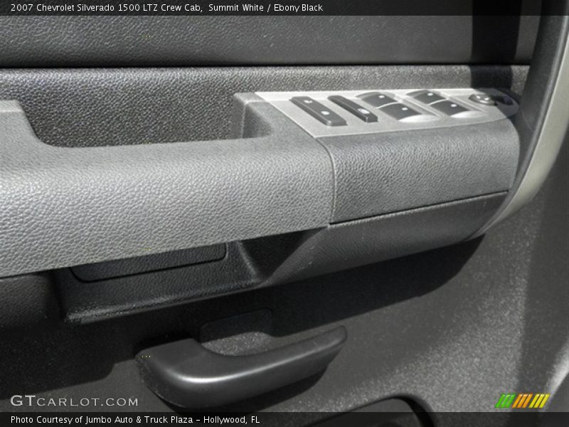 Summit White / Ebony Black 2007 Chevrolet Silverado 1500 LTZ Crew Cab