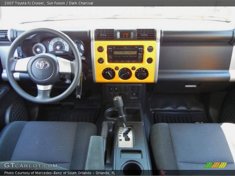 Sun Fusion / Dark Charcoal 2007 Toyota FJ Cruiser