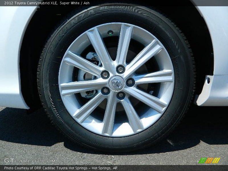 Super White / Ash 2012 Toyota Camry Hybrid XLE