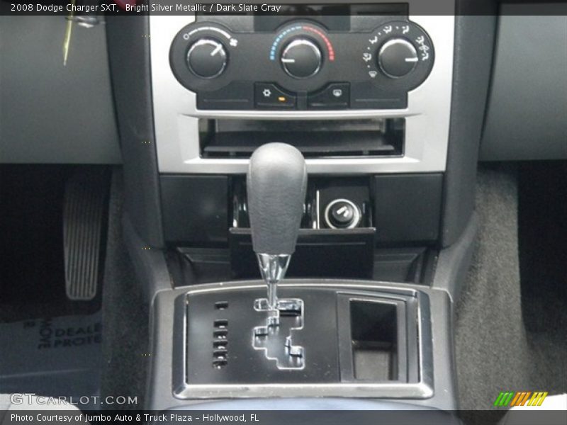 Bright Silver Metallic / Dark Slate Gray 2008 Dodge Charger SXT