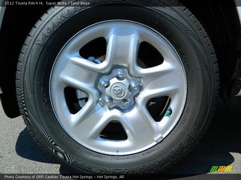 Super White / Sand Beige 2012 Toyota RAV4 I4