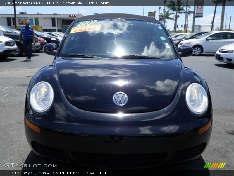 Black / Cream 2007 Volkswagen New Beetle 2.5 Convertible