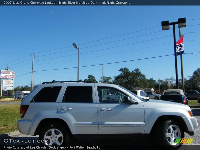Bright Silver Metallic / Dark Khaki/Light Graystone 2007 Jeep Grand Cherokee Limited