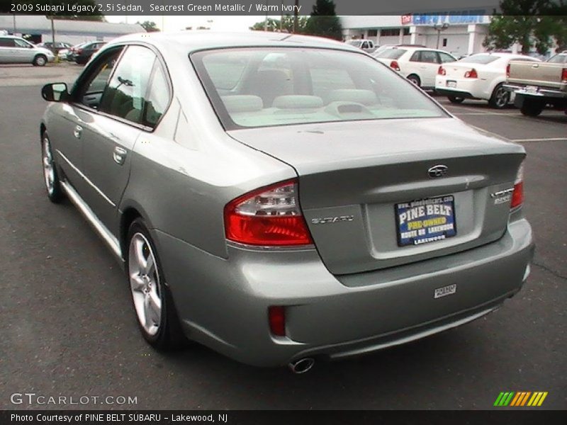 Seacrest Green Metallic / Warm Ivory 2009 Subaru Legacy 2.5i Sedan